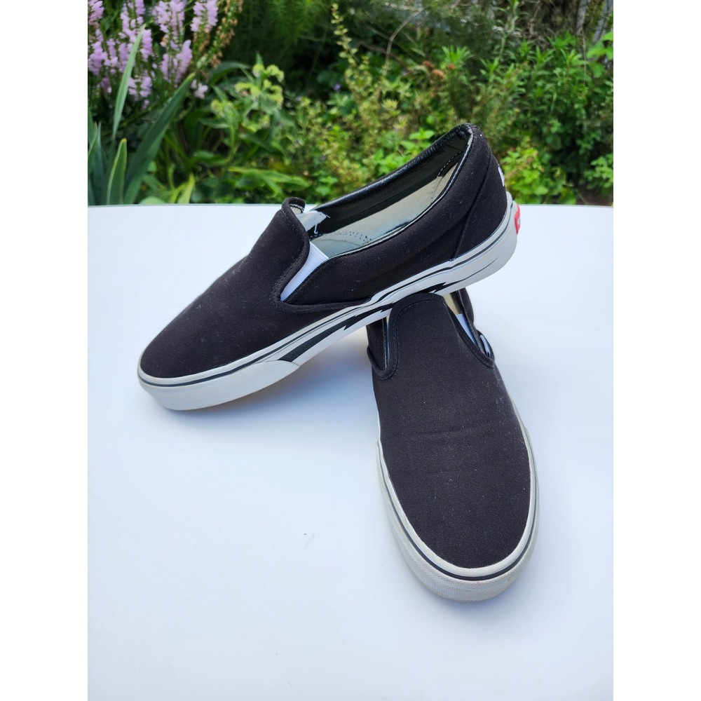 Vans Customs Classic Slip-On Black Canvas Lightning Bolt Mens 10 I.A. Embroidery
